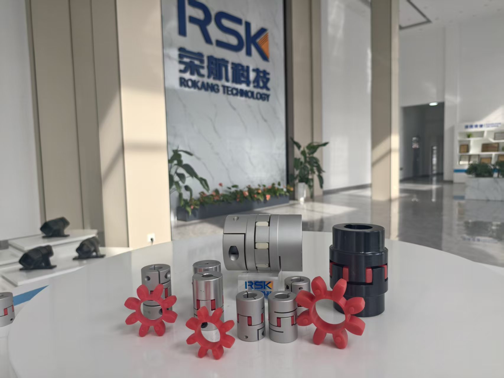 Tipo di morsetto per giunti flessibili per alberi flessibili a ganascia/ragno in lega di alluminio RSK-CPFC OEM per la trasmissione del motore